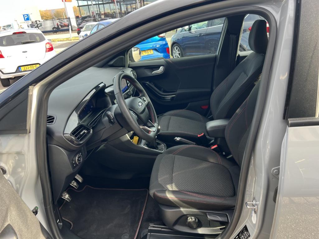 Ford Puma 1.0i ecoboost hybrid 155pk st-line , car play , voorruitverwarmin