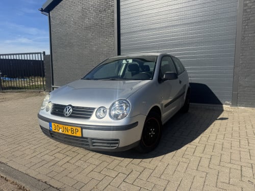 Volkswagen Polo 1.4 55KW 5DRS 2002 Grijs AUTOMAAT Nap