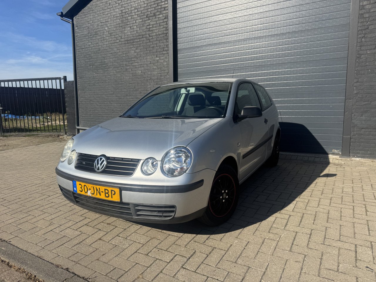Volkswagen Polo 1.4 55KW 5DRS 2002 Grijs AUTOMAAT Nap