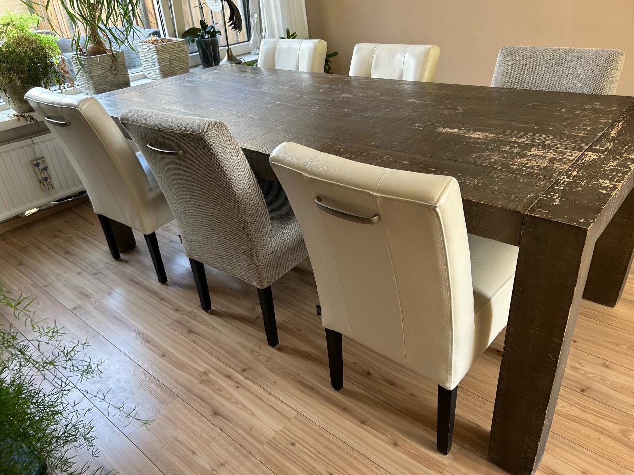 Grote eettafel met 6 stoelen Henders & Hazel