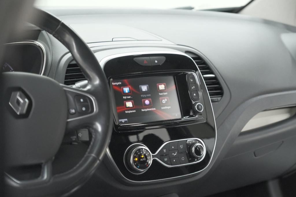 Renault Captur tce 150 edc intens | trekhaak | camera | dodehoekdetectie | 