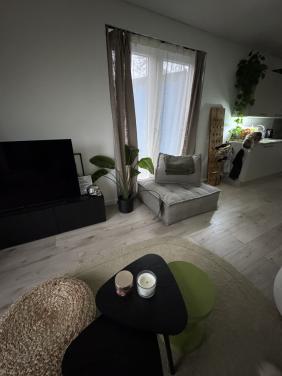 LAMINAAT! Zelf eruit halen. +- 44 M2
