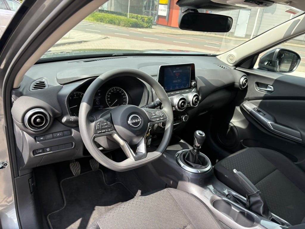 Nissan Juke 1.0 dig-t business access