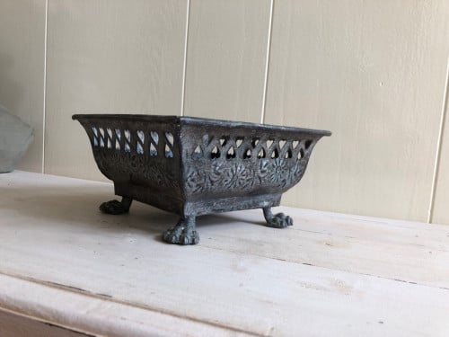 Metalen schaaltje