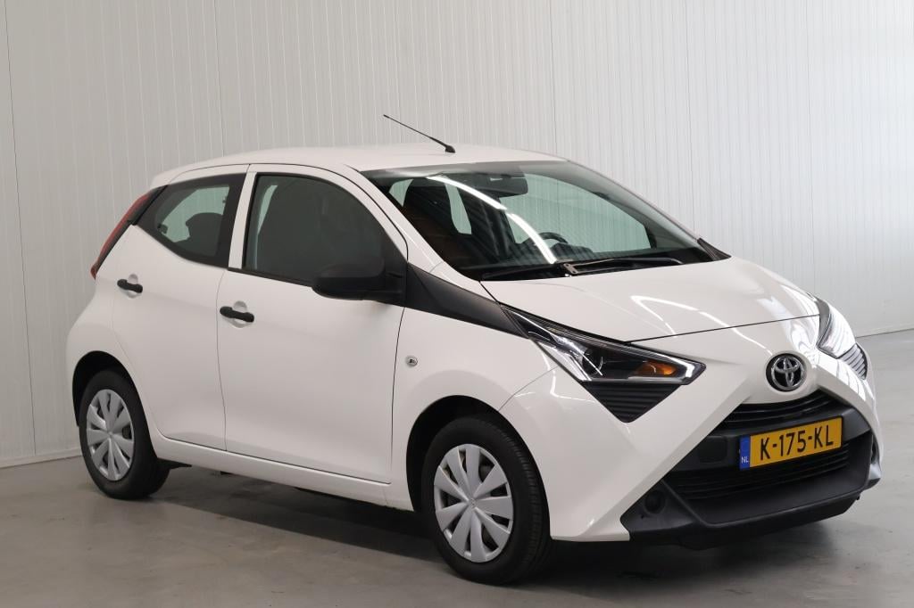 Toyota Aygo 1.0 vvt-i x-fun