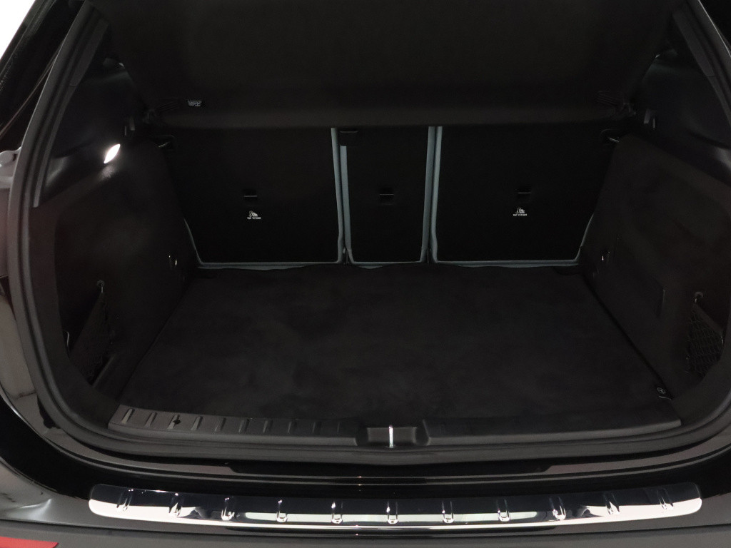 Mercedes-Benz Gla-klasse 250 e face lift plug-in hybride | dodehoek assist 