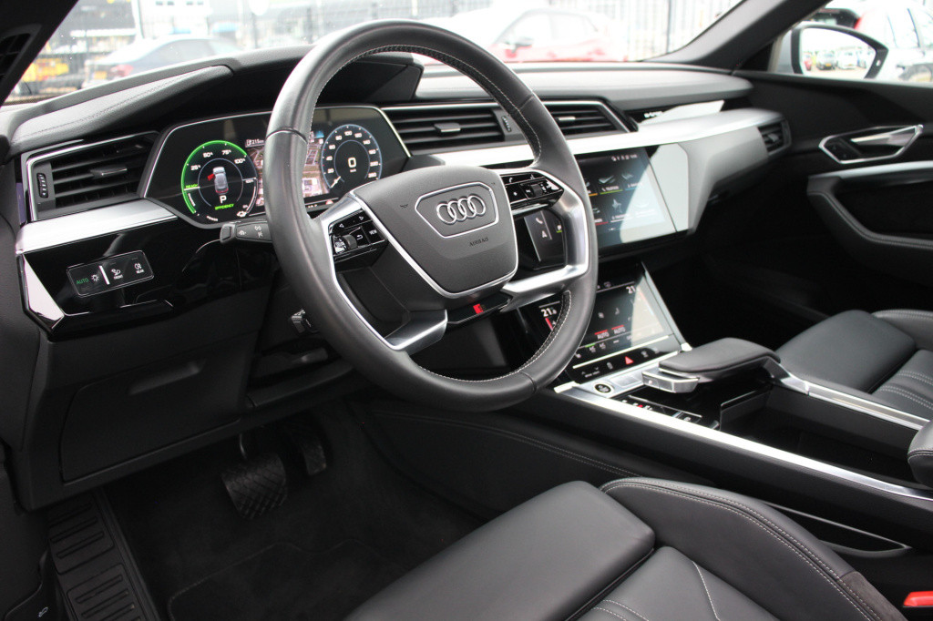 Audi E-tron 50 quattro s edition 71 kwh | s-line | leder | pano. dak | trek