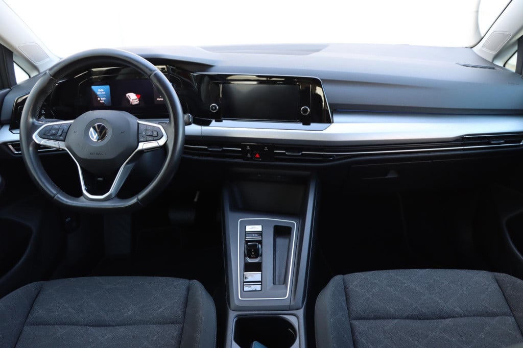 Volkswagen Golf 1.0 etsi life 110pk dsg7