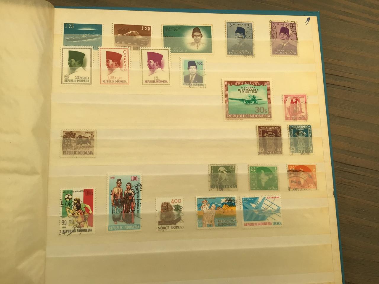 Postzegels uit diverse landen