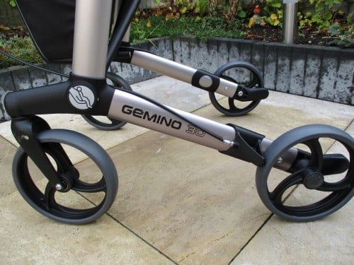 Zgan Gemino 30  lichtgewicht rollator met zitje tas rugsteun en stokhouder