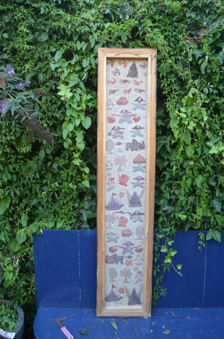 3 Leuke batiks in redelijke staat, op ééntje na dan.