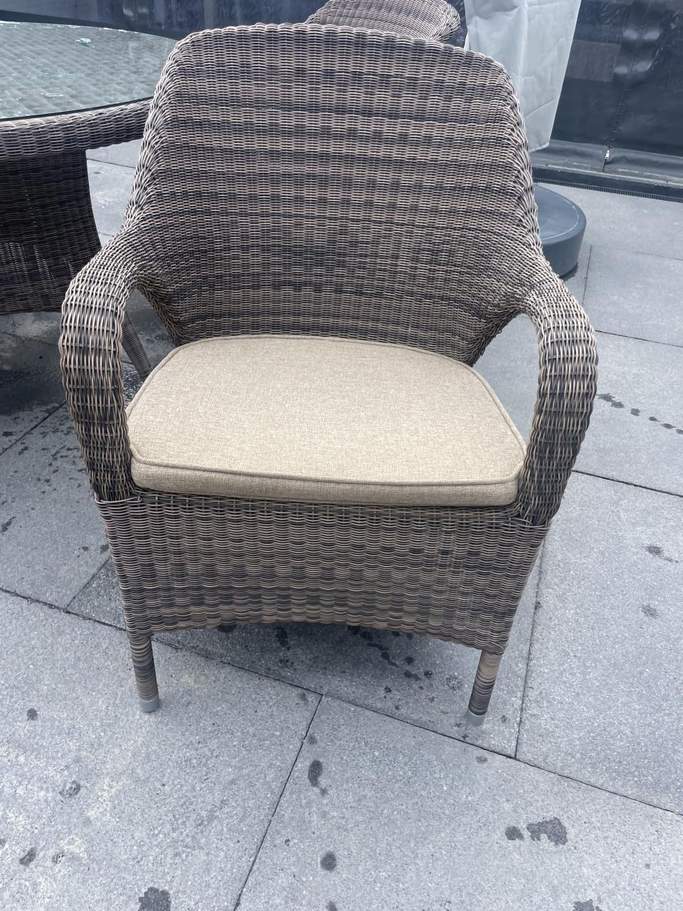 4 Seasons Outdoor Tuinset - Wicker met Glazen blad
