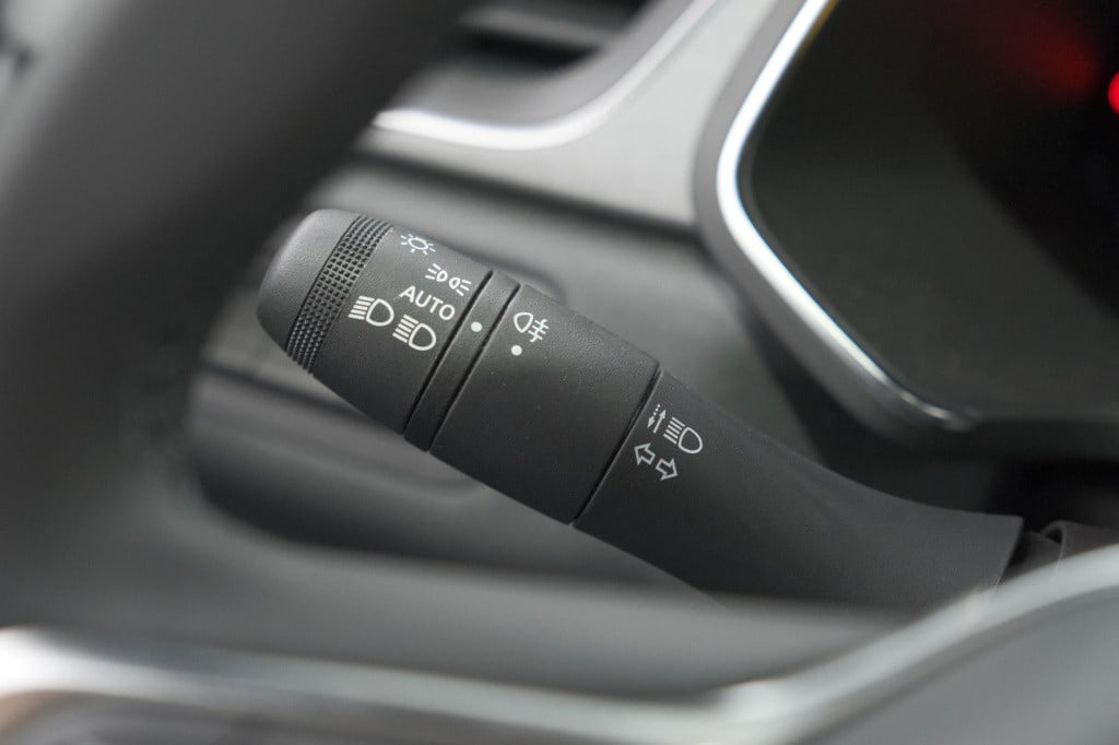 Renault Captur tce 90 techno | camera | navigatie | apple carplay | pack fu
