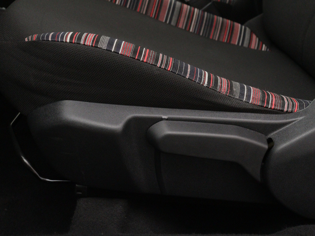 Citroen C1 vti 72 pk feel | rijklaar | airco | extra getint glas