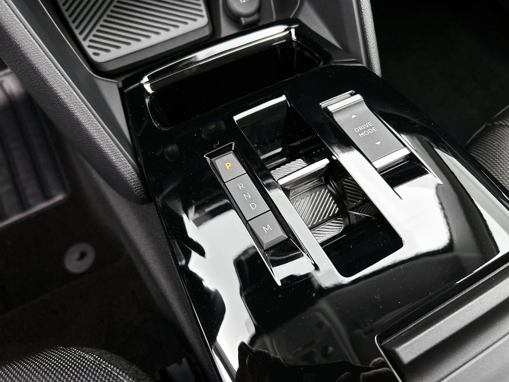 Citroen C4 hybrid 145pk automaat business private lease € 489,- pm - 48mnd 