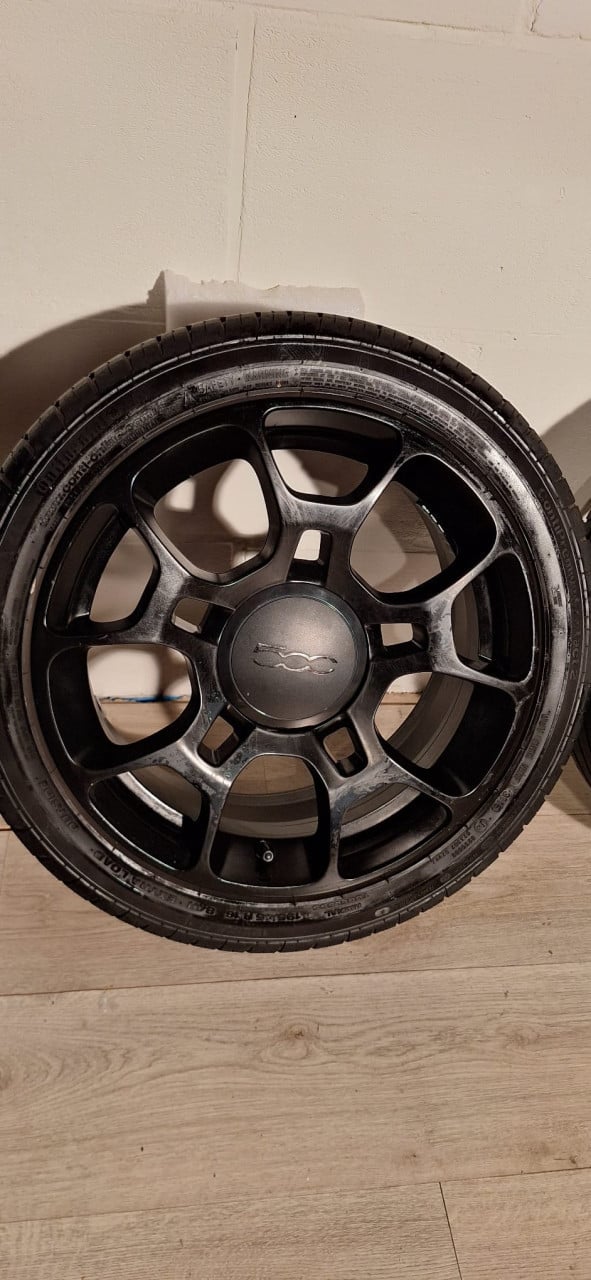 16 inch ORIGINEEL FIAT 500 ABARTH VELGEN + ZOMERBANDEN