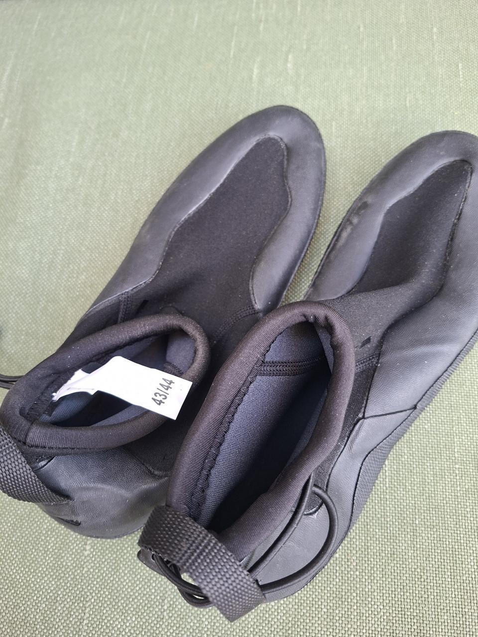 Prolimit raider 2mm surfschoenen