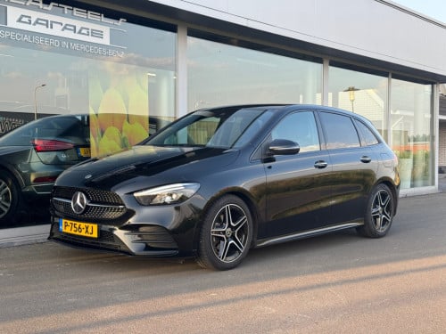 Mercedes-Benz B-Klasse 180 amg night pakket / automaat/ trekhaak / achterui