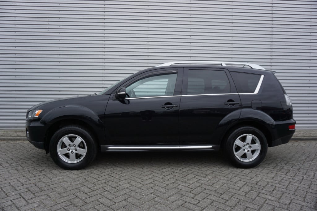 Mitsubishi Outlander 2.0 intro edition automaat - airco / carplay / cruise 
