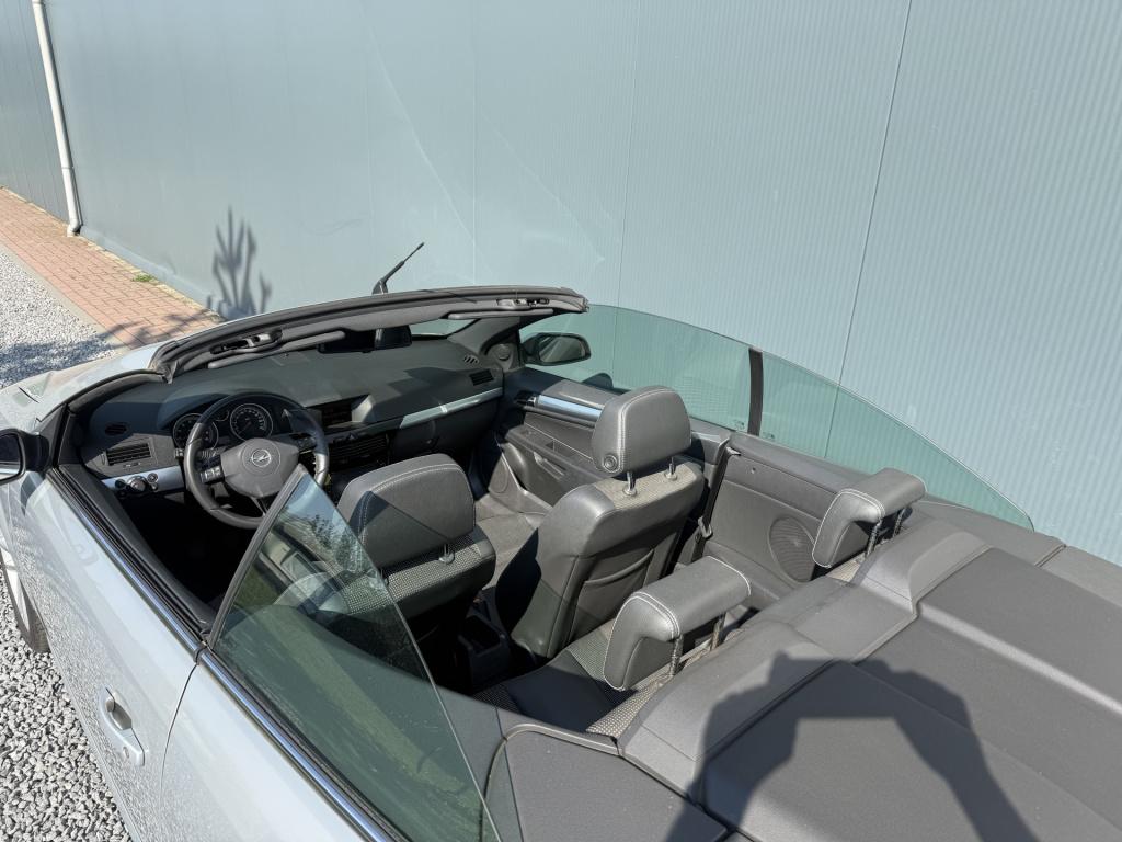 Opel Astra twintop 1.8 cosmo cabriolet