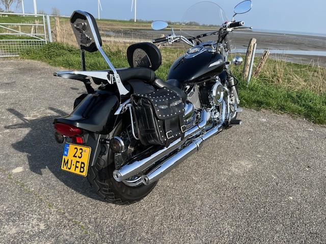 YAMAHA XVS 1100 Dragstar