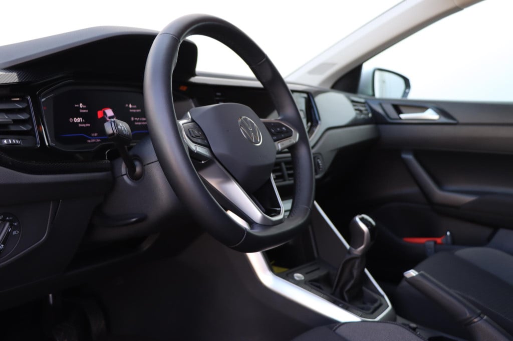 Volkswagen Polo 1.0 tsi life edition | pano | led | lmv