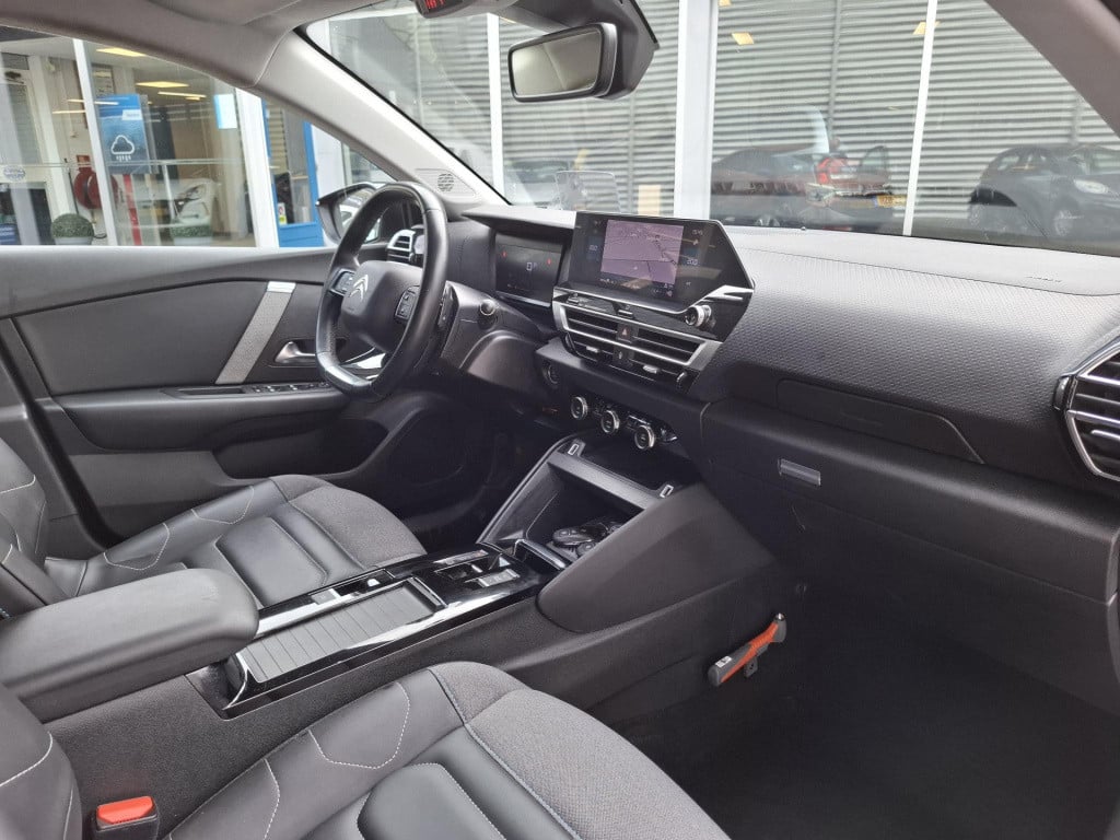 Citroen C4 130 eat8 automaat shine clima/lmv/nav/cam