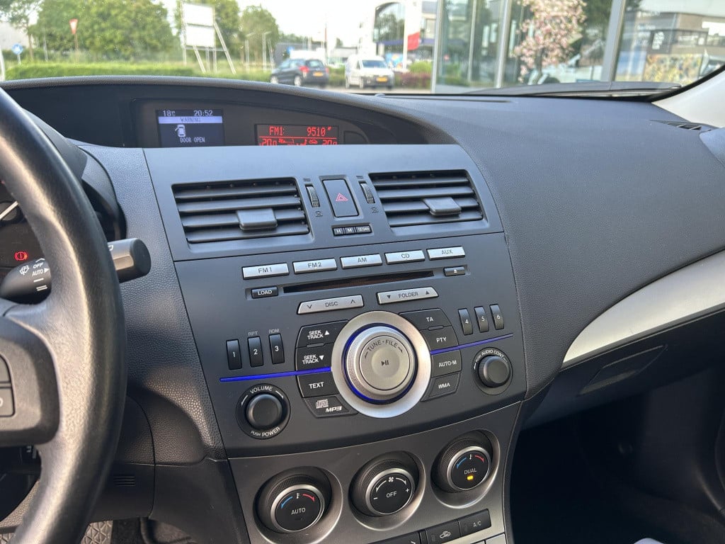 Mazda 3 1.6 gt-m line