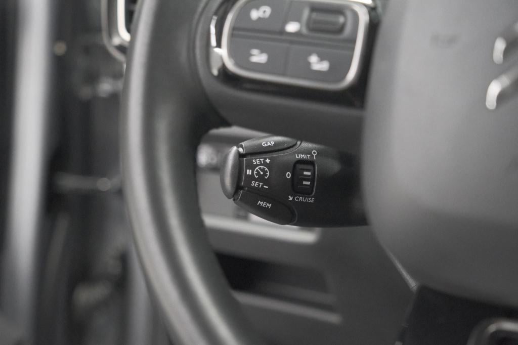 Citroen C5 Aircross 1.2 puretech 130 feel | trekhaak | camera | stoelen pak