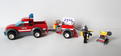 Lego City 7942:  Brandweer Pick-Up Truck
