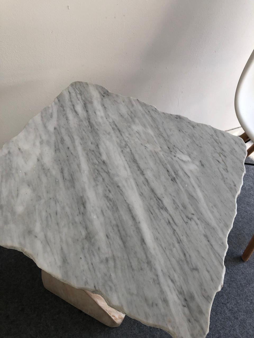 Marmeren Tafel met houten voet