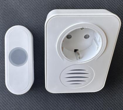 Z,G,A,N, PLUGIN DEURBEL MET BELDRUKKER OP KNOOPCEL BATTERIJ 2032.