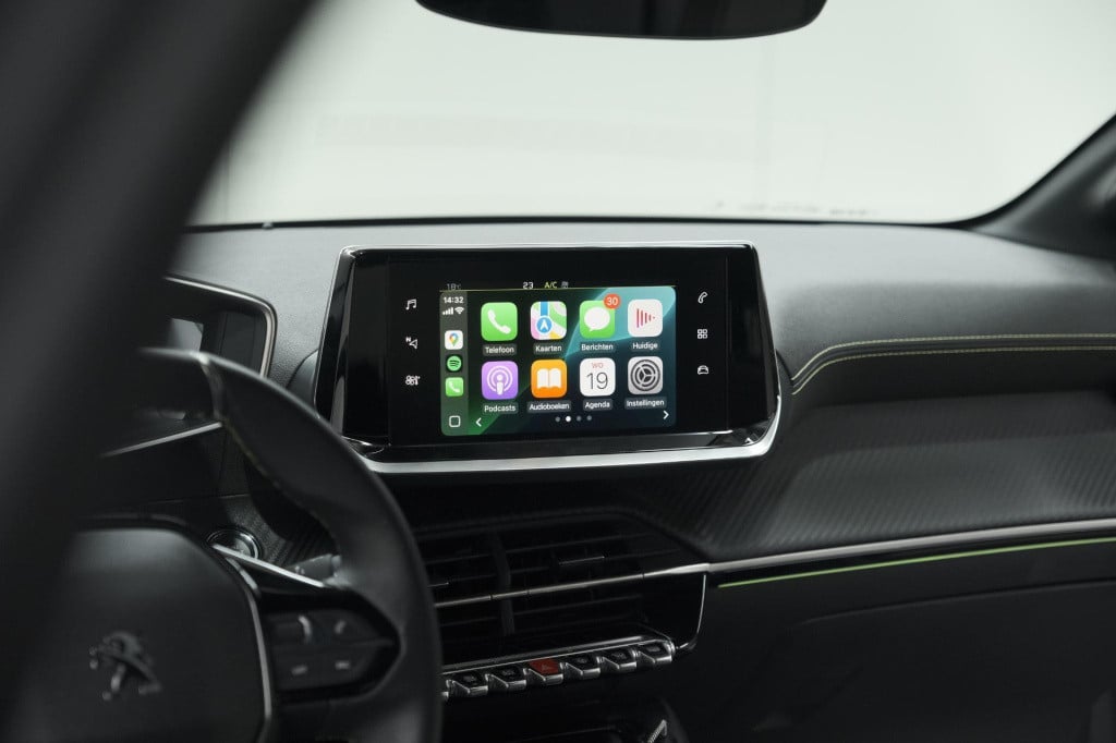 Peugeot 208 puretech 100 gt | camera | adaptieve cruise control | navigatie