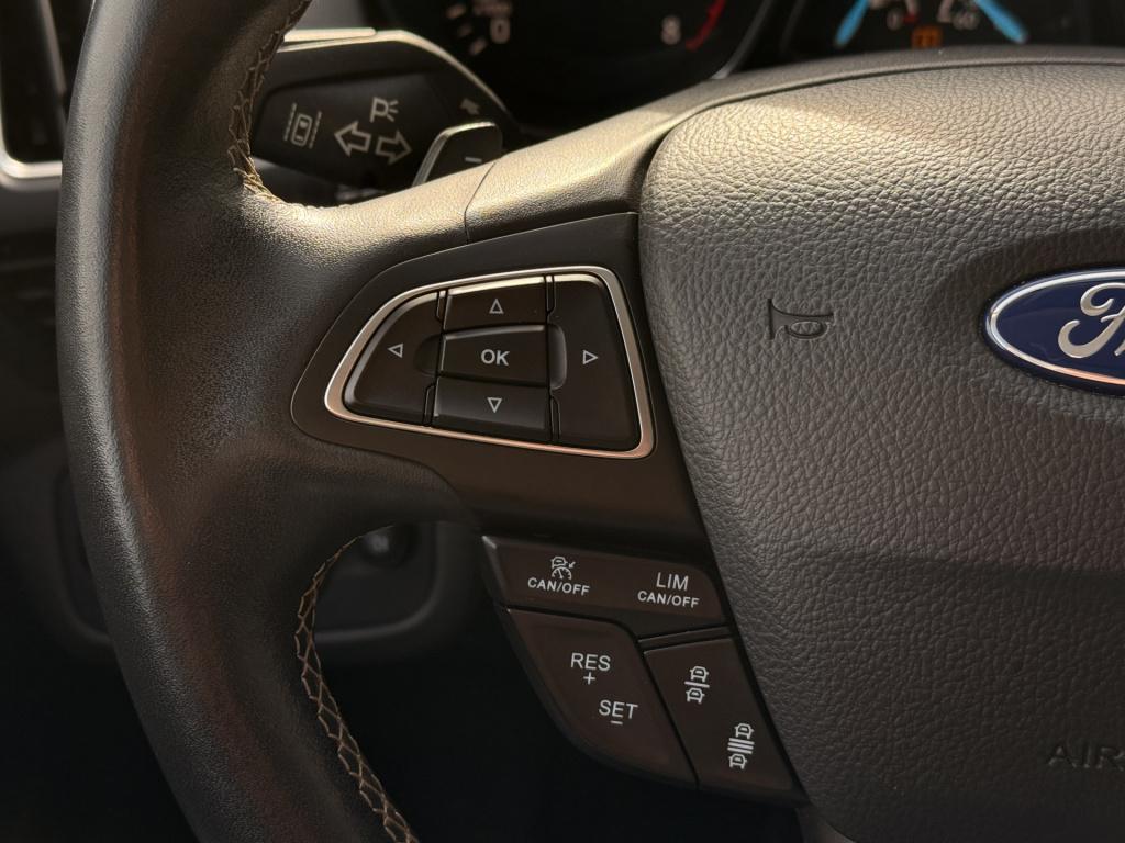 Ford Kuga 2.0 vignale | sony audio | stoel/stuur verwarming | acc | pano | 