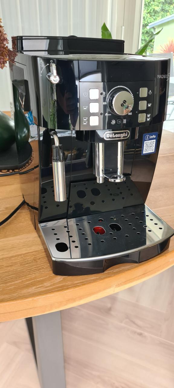 Delonghi magnifica s koffiemachine