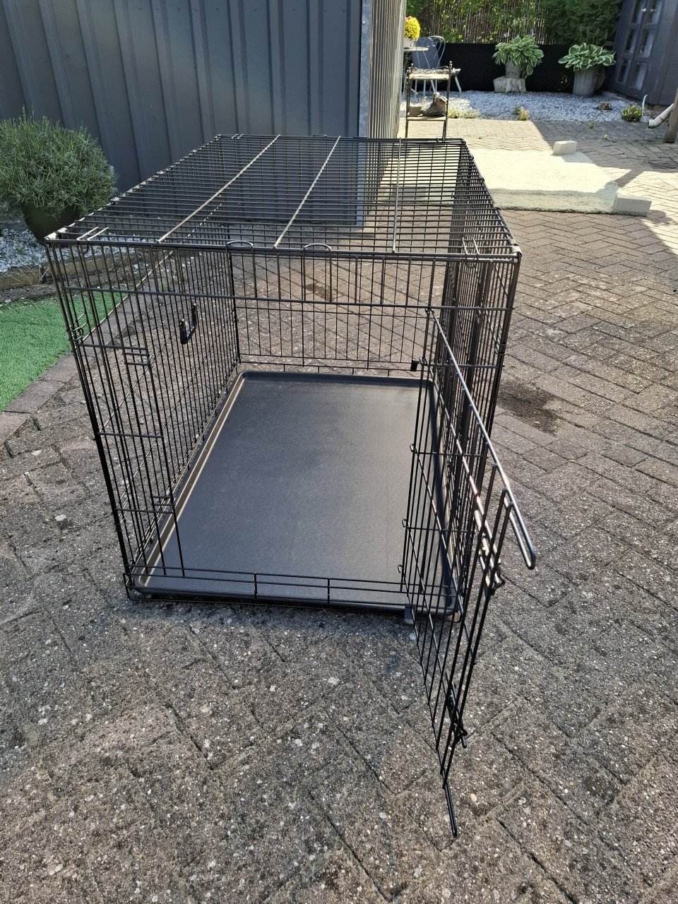 Grote zwarte bench
