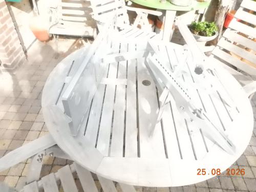 Groote tv muursteun uitrekbar