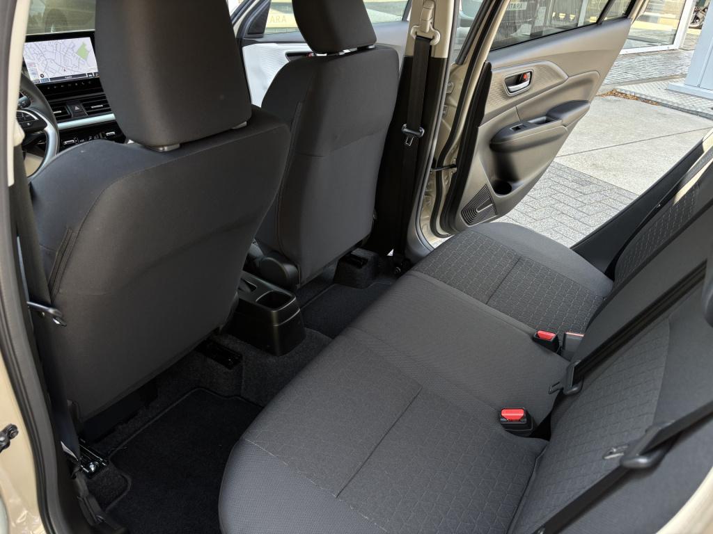 Suzuki Swift 1.2 style smart hybrid