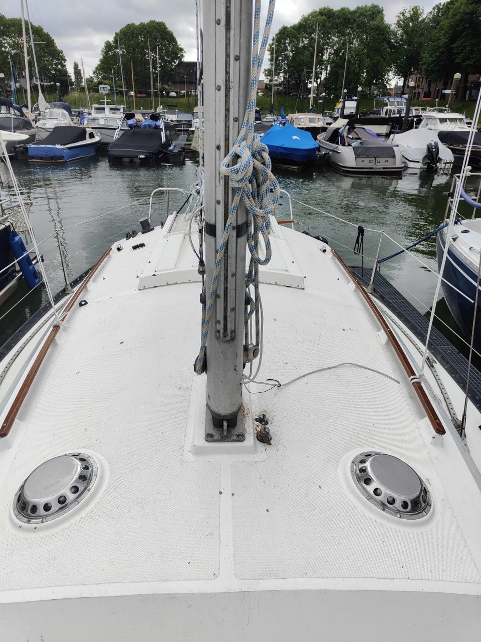 STURGEON 28 KAJUIT ZEILBOOT