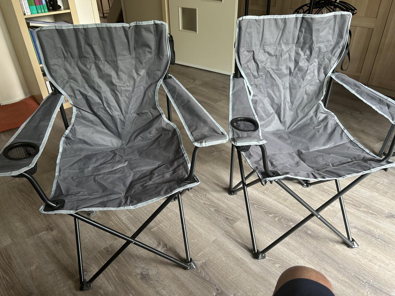 2 nieuwe opvouwbare campingstoelen