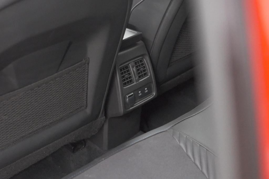 Renault Captur 1.8 e-tech full hybrid 160 esprit alpine | adaptieve cruise 