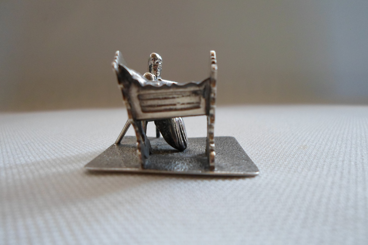 Zilver Miniatuur Vrouw Baby Wieg