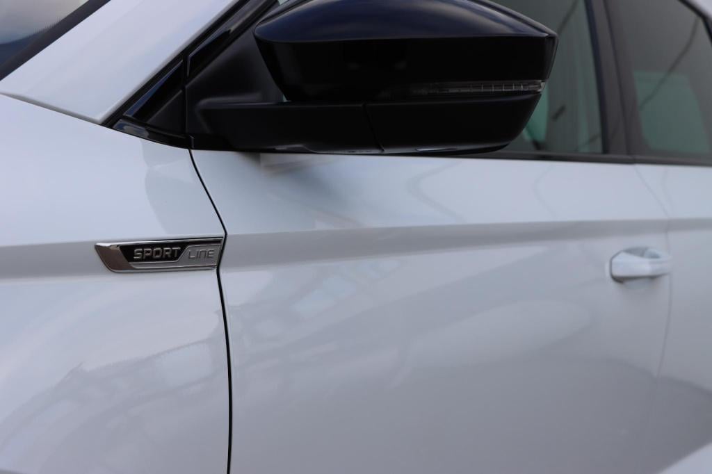 Skoda Karoq 1.5 tsi sportline 150pk dsg7 voor+achterbankverwarming | stuurv