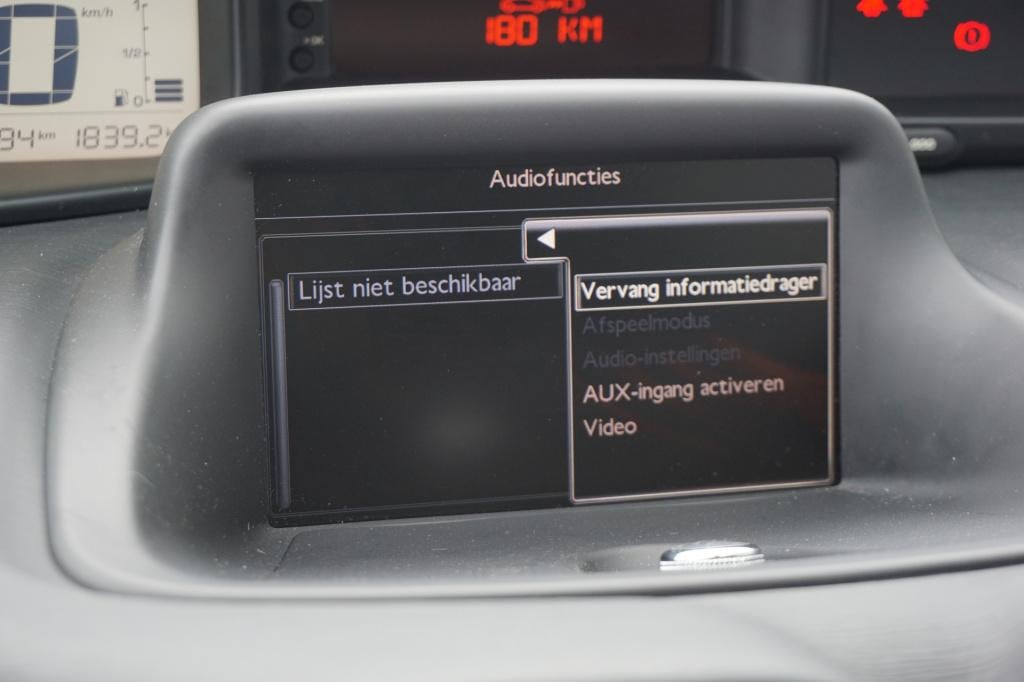 Citroen C3 Picasso 1.2 puretech exclusive airco / navi / cruise / camera / 