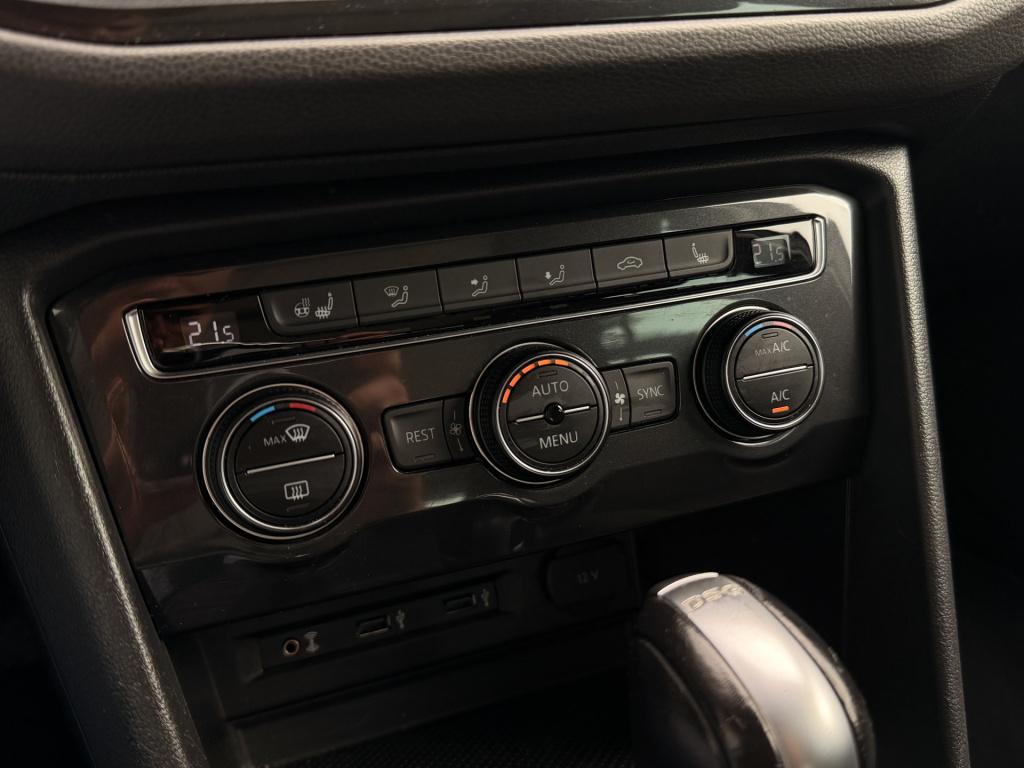 Volkswagen Tiguan 2.0 tsi 4motion r-line 220pk | acc | pano | stoelmassage 