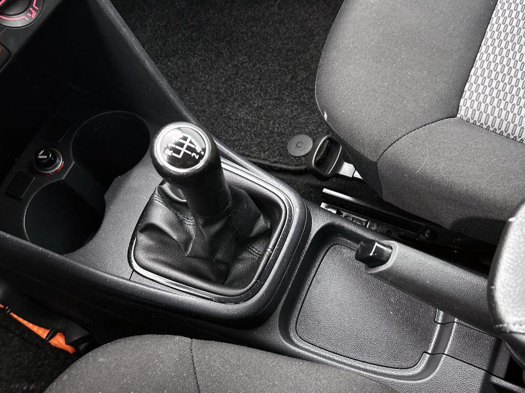 Volkswagen Polo 1.2 easyline lage kilometerstand | airco