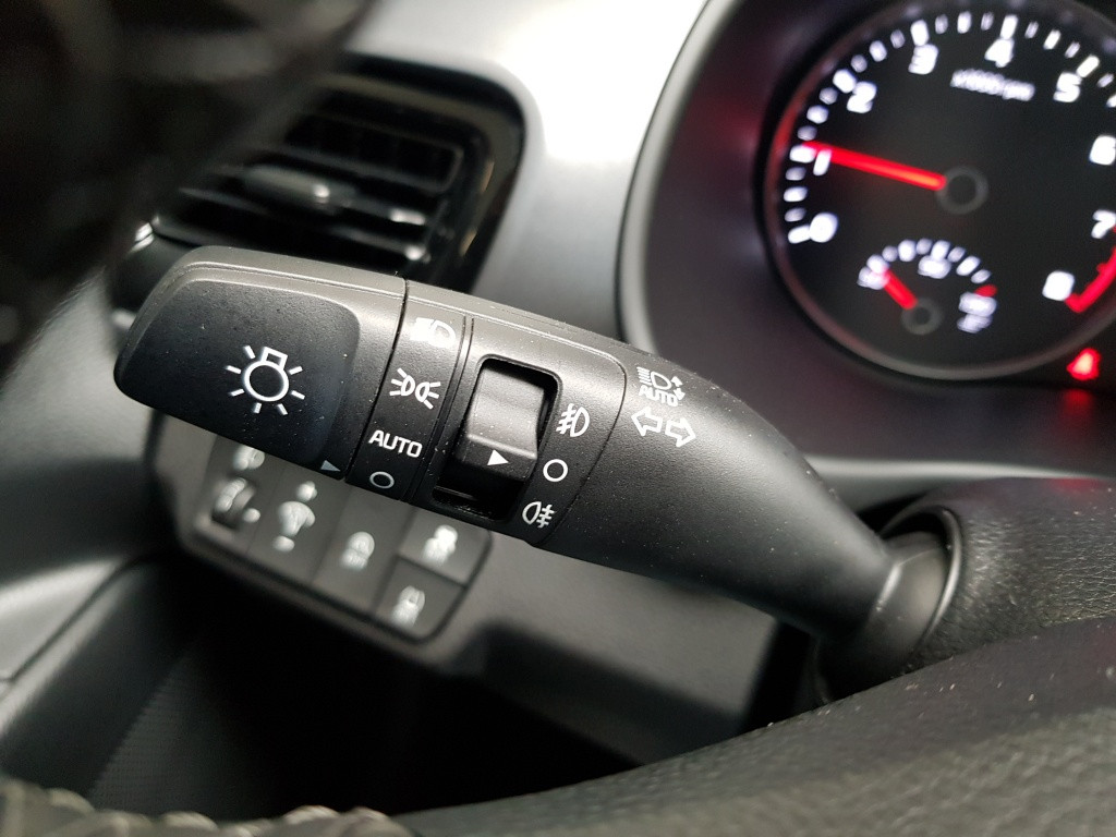 Kia Stonic mhev dynamicplusline 100pk