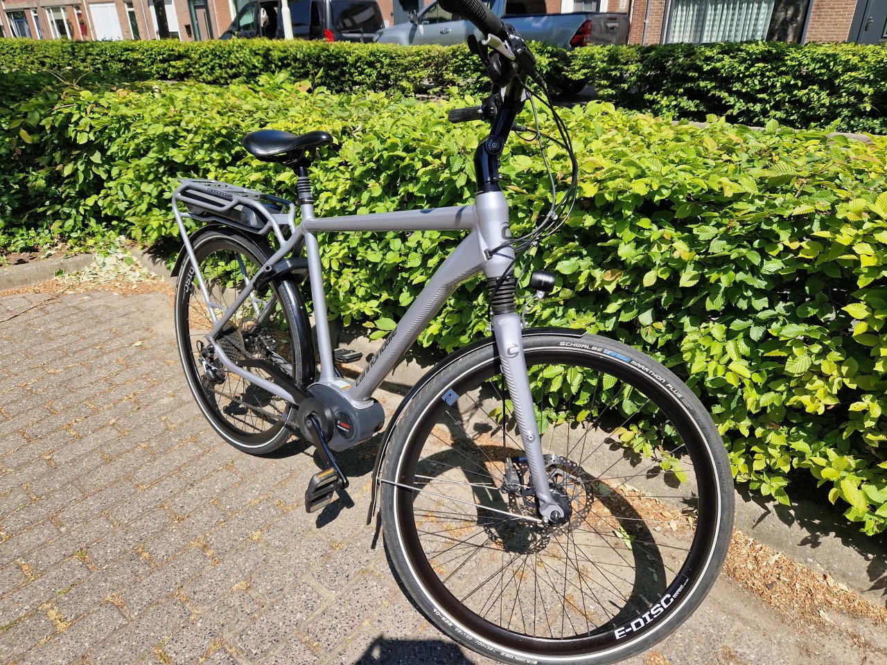 Schitterende Cannondale elektrische heren fiets met Bosch middenmotor