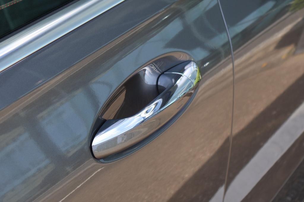 Mercedes-Benz B-Klasse 250 e amg line l panoramadak l 360 camera i head-up 