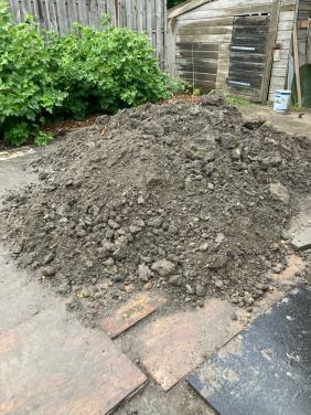 Gratis: 1 m3 (kuub) schone grond (tuinaarde)